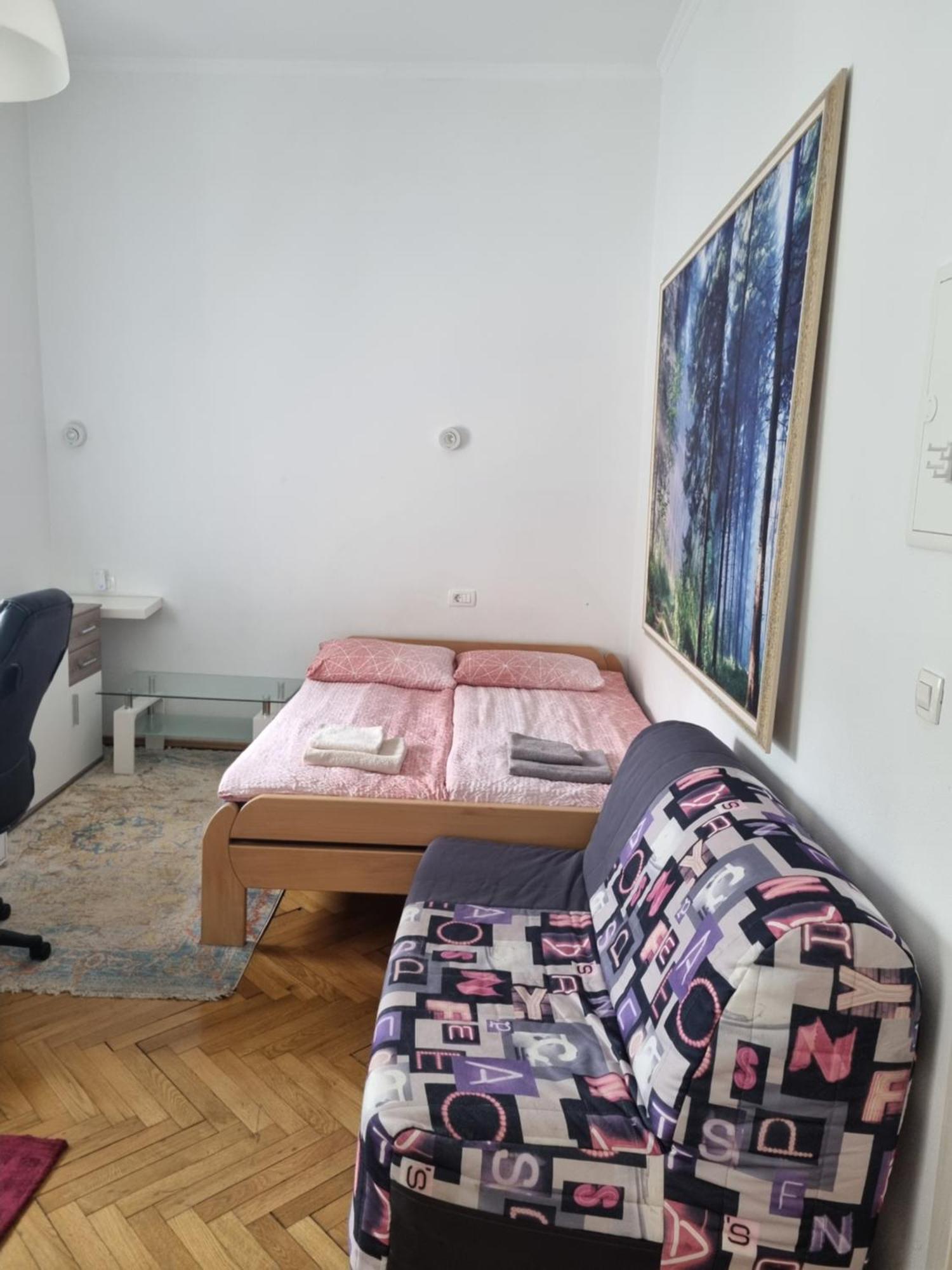 Apartments Fazarinc S Parkiriscem Celje Eksteriør bilde